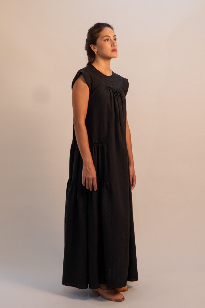 MAXI VESTIDO NEGRO II