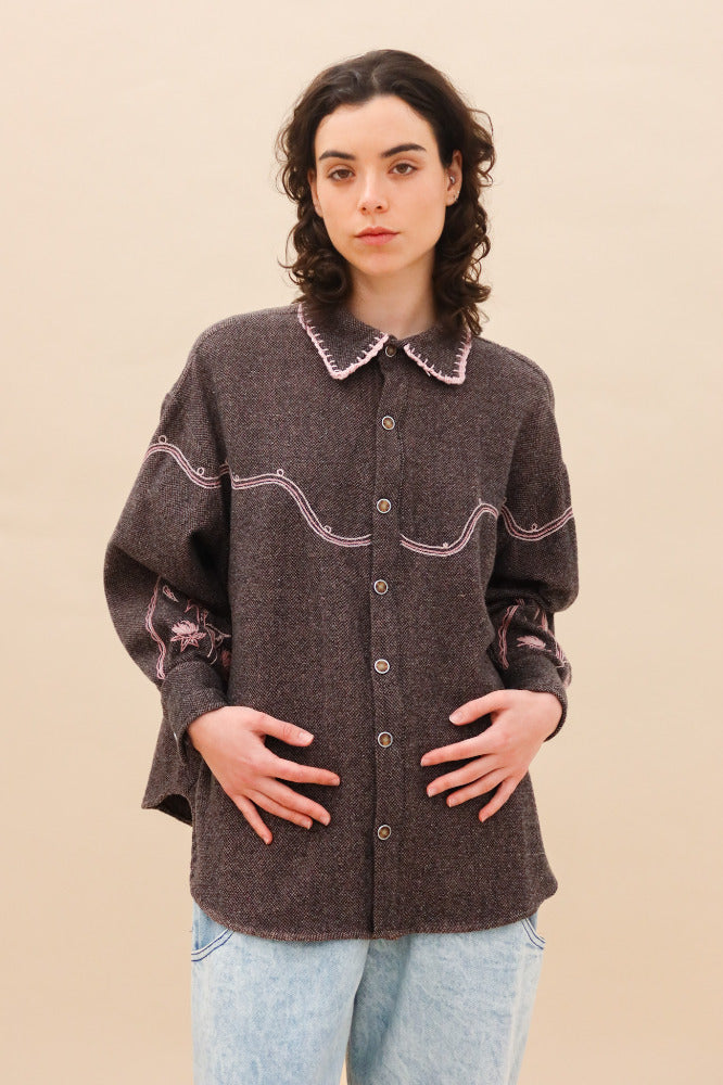 CAMISA LAUREL LANA BORDADA