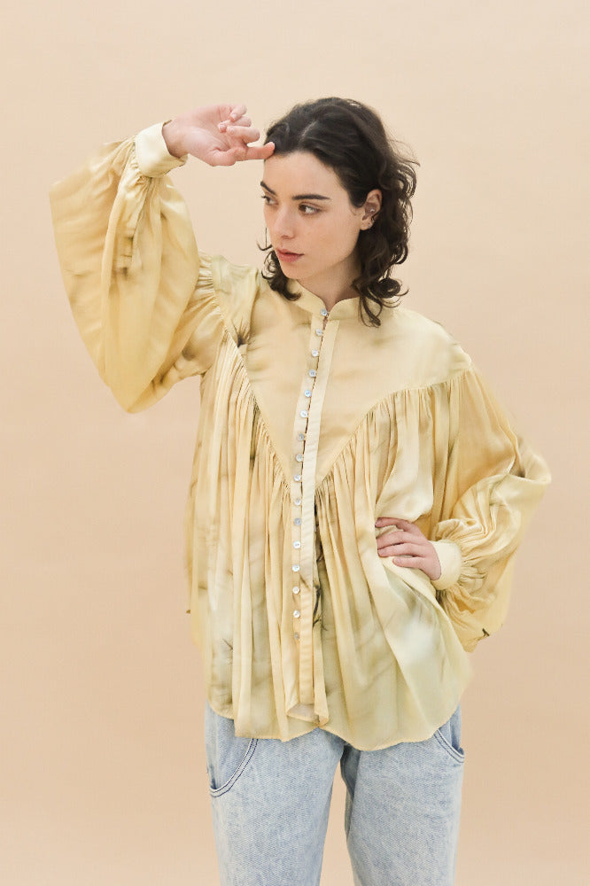 BLUSA DENI ESTAMPADA