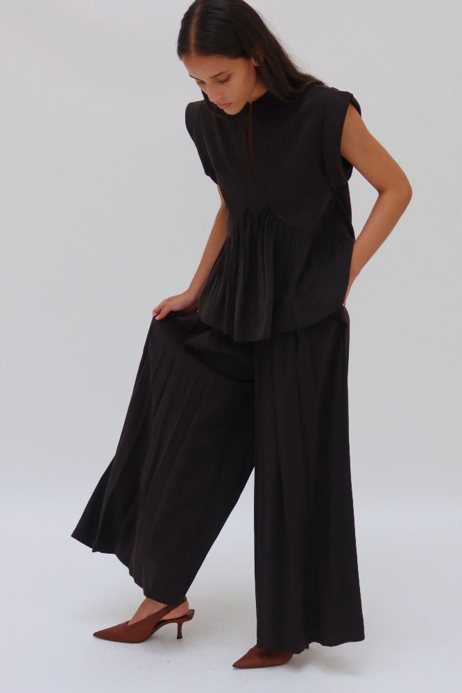 PANTALÓN INCIENSO NEGRO MATE II